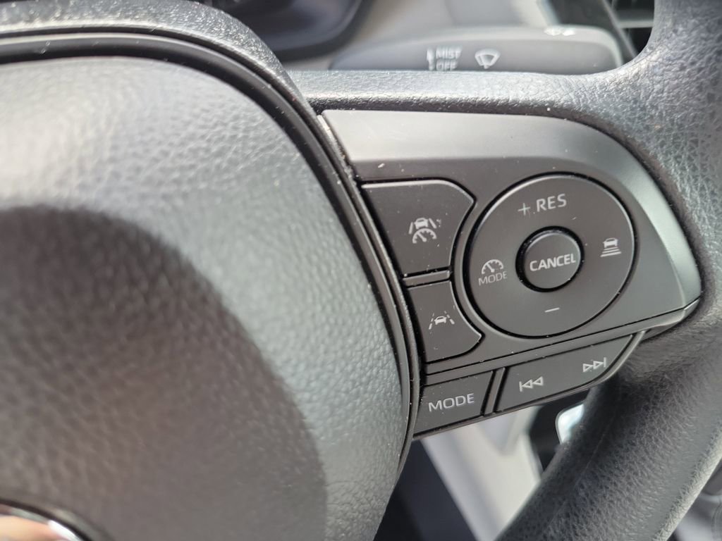 Used 2024 Toyota Corolla Cross L FWD image 26