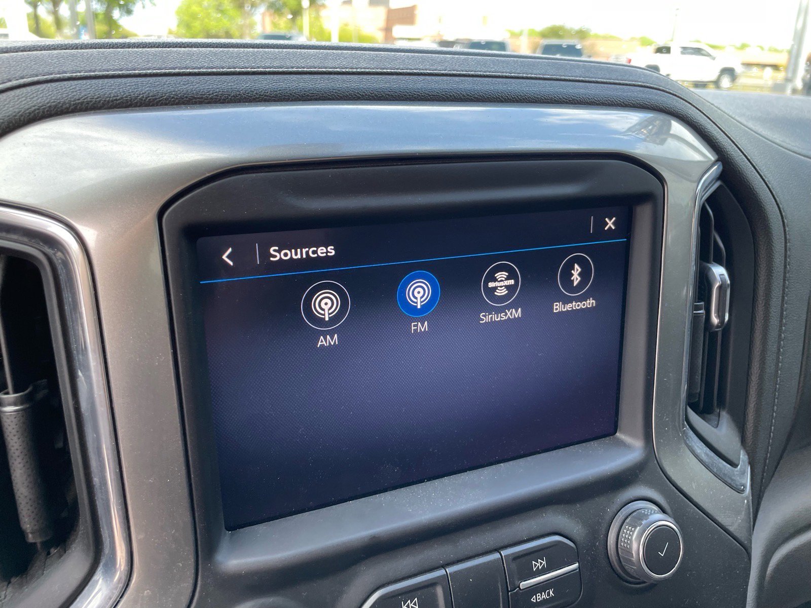 Used 2021 Chevrolet Silverado 1500 LT Trail Boss w/ Convenience Package II image 18