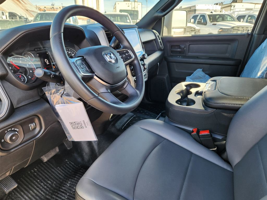 New 2026 RAM 5500 Tradesman AWD/4WD image 7