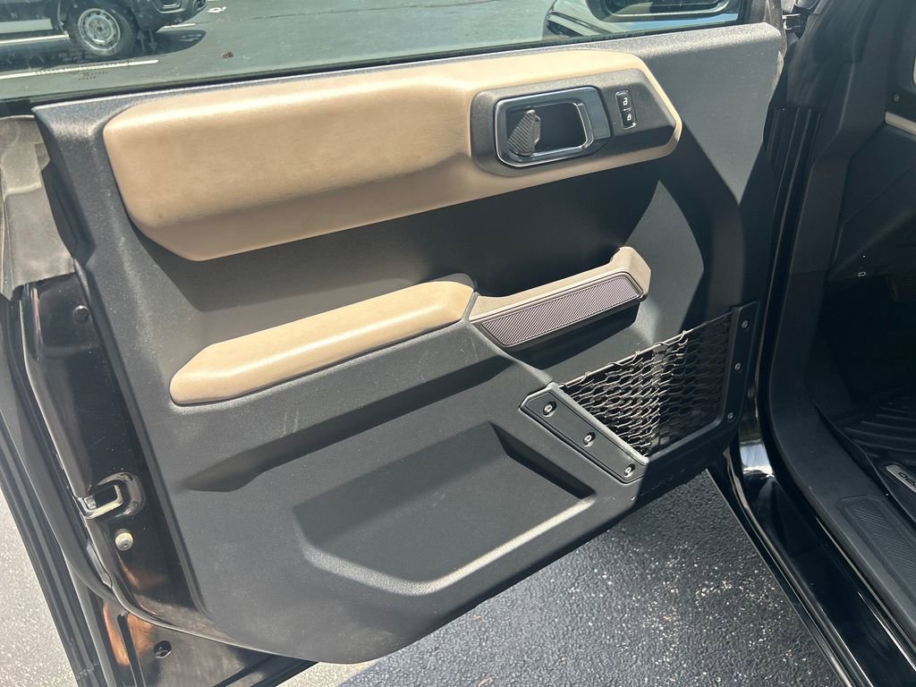 Used 2023 Ford Bronco Wildtrak AWD/4WD image 12