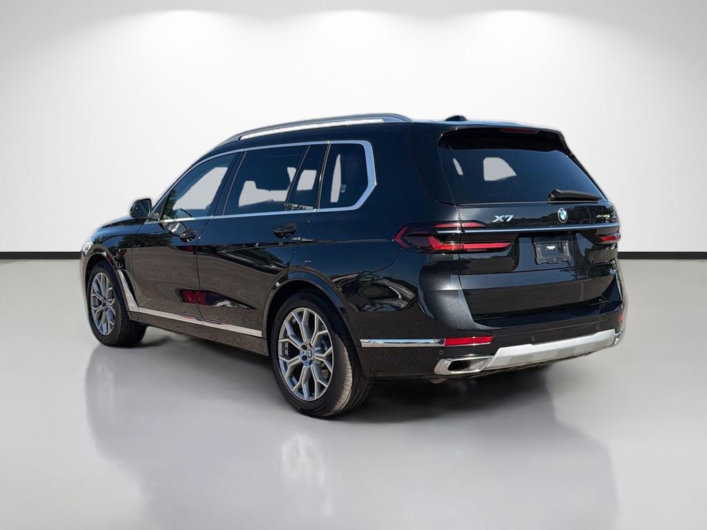 Used 2023 BMW X7 xDrive40i image 5