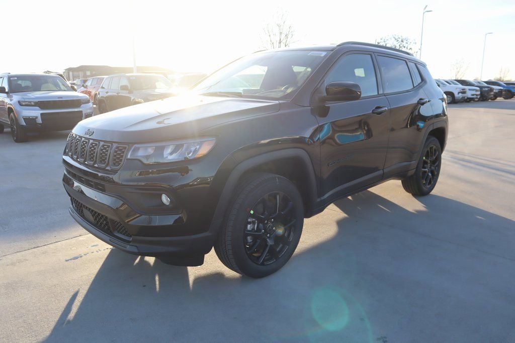 New 2026 Jeep Compass Latitude image 9