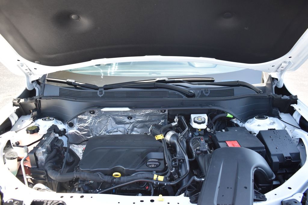 Used 2024 Chevrolet Trax RS w/ Sunroof Package FWD image 10