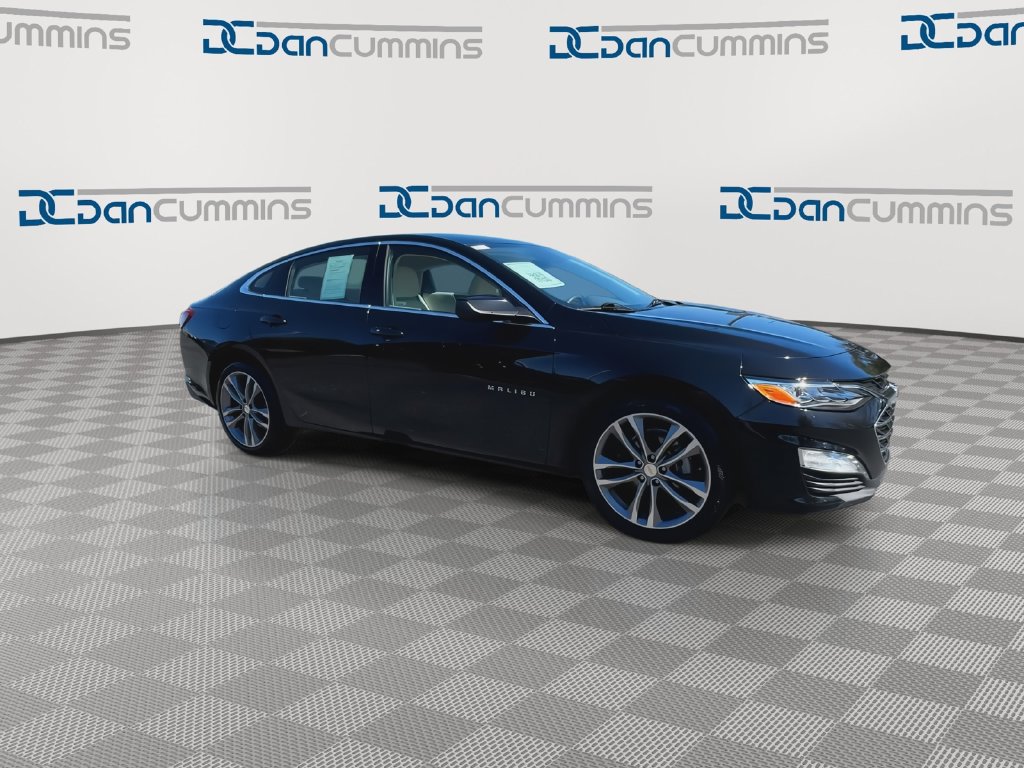 Used 2024 Chevrolet Malibu LT FWD image 2
