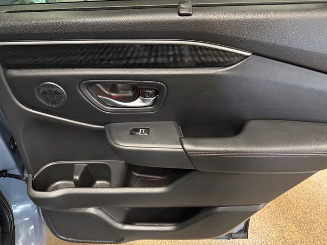 Used 2025 Honda Pilot Black Edition image 27