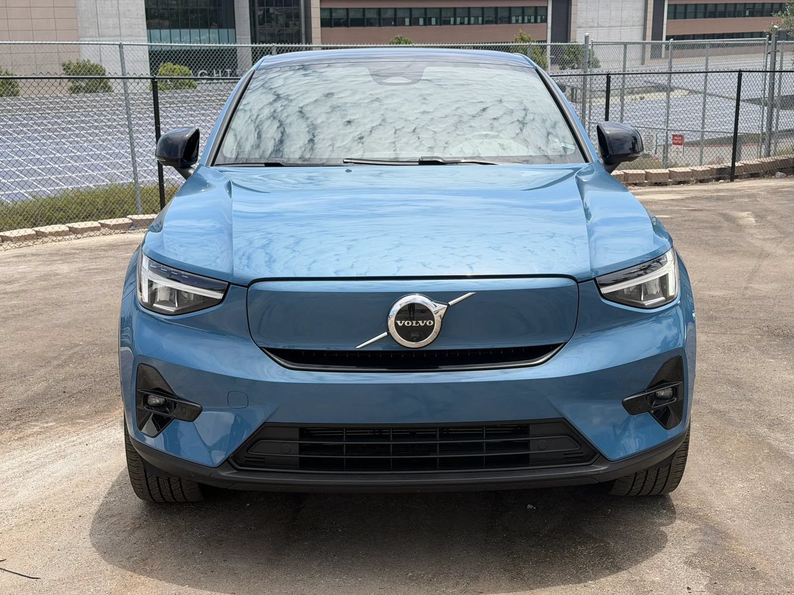 Used 2023 Volvo C40 P8 Recharge Plus w/ Protection Package Premier AWD/4WD image 2