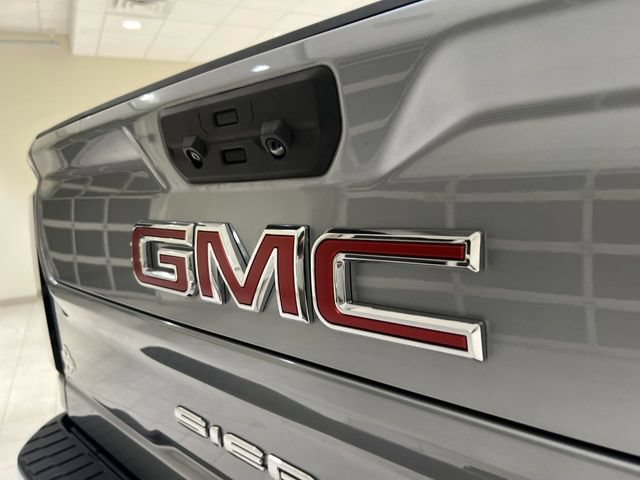 Used 2024 GMC Sierra 3500 SLT w/ SLT Convenience Package AWD/4WD image 31