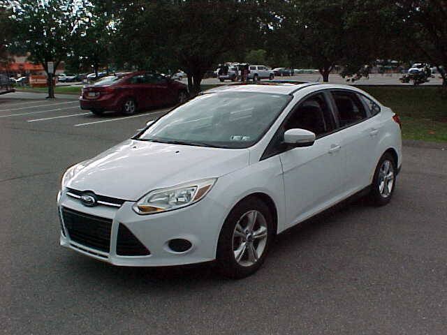 Used 2013 Ford Focus SE w/ Interior Protection Pkg FWD image 27