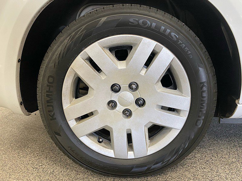 Used 2014 Dodge Avenger SE FWD image 24