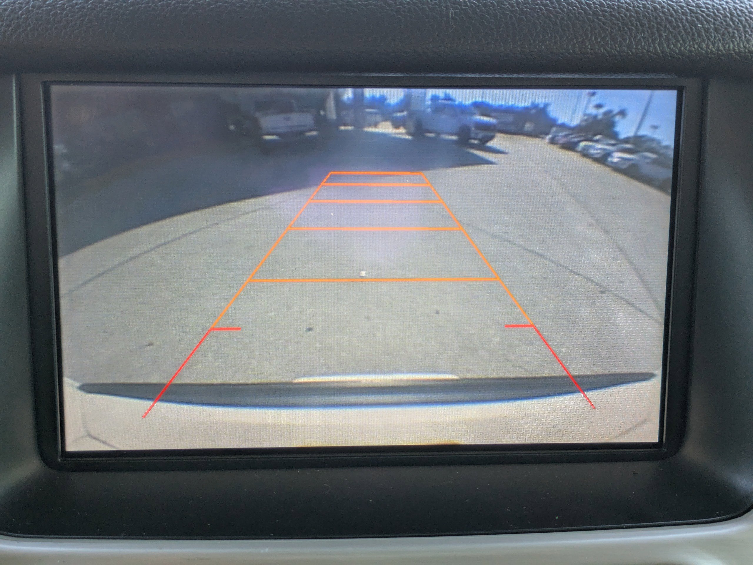 Used 2015 GMC Yukon SLT w/ HD Trailering Package image 25