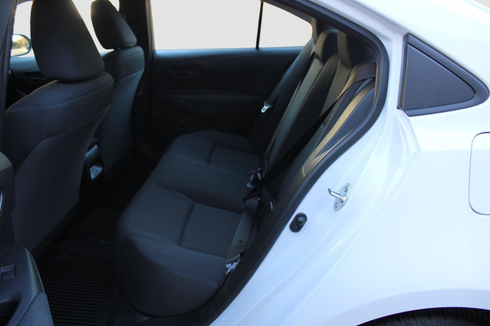 Certified 2024 Toyota Corolla LE image 31