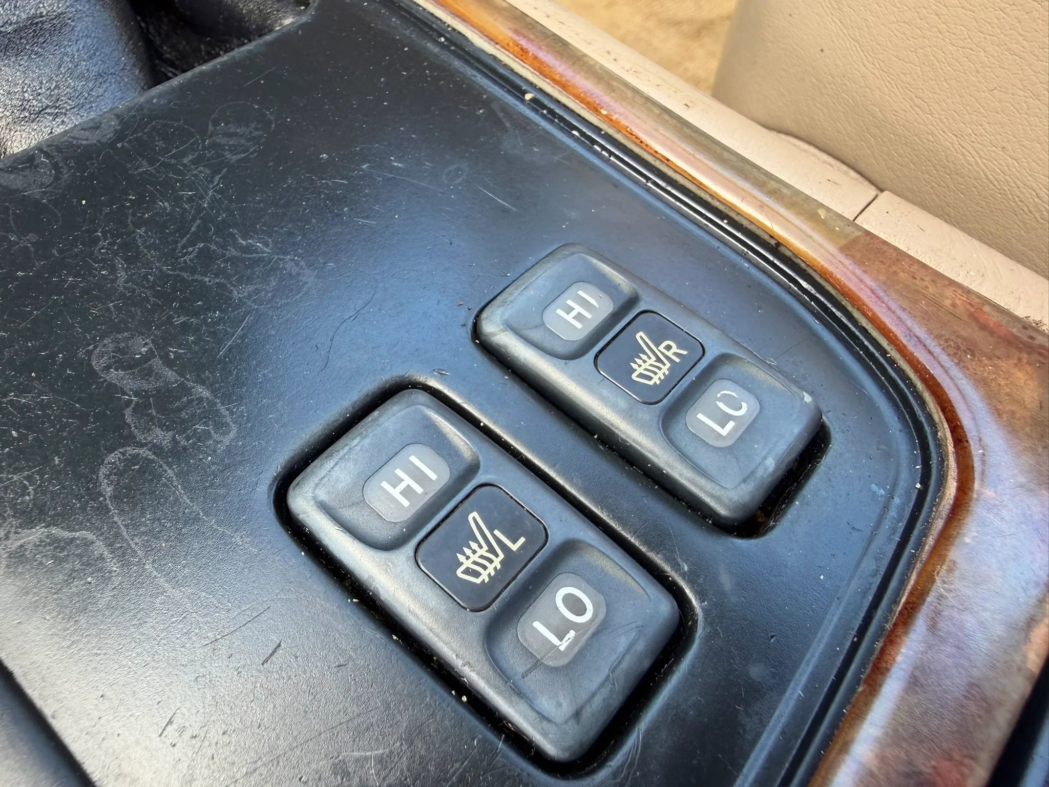 Used 2002 Toyota Land Cruiser AWD/4WD image 15