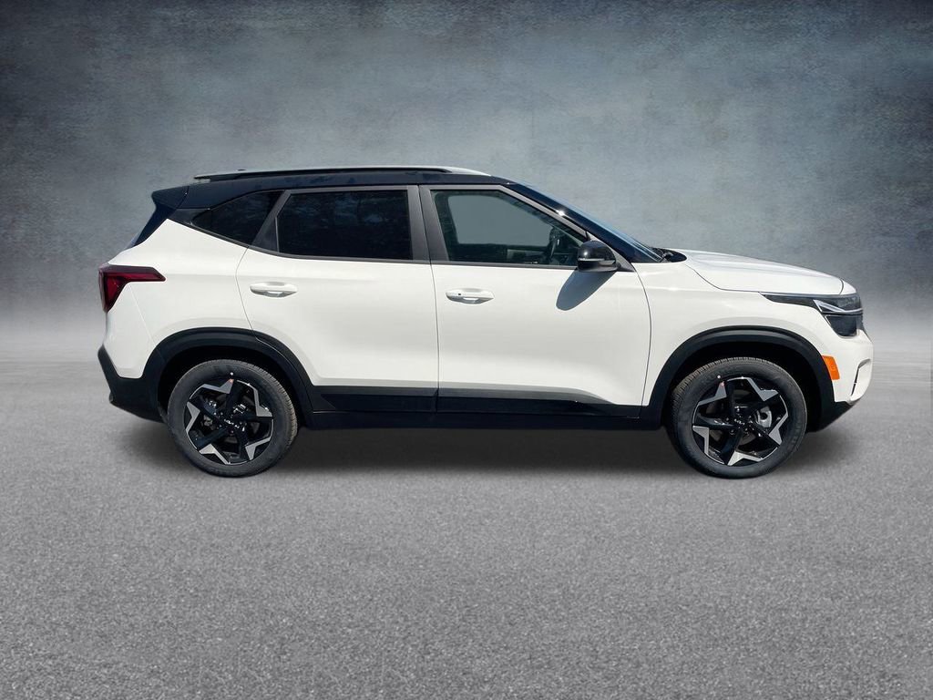 New 2026 Kia Seltos S image 33