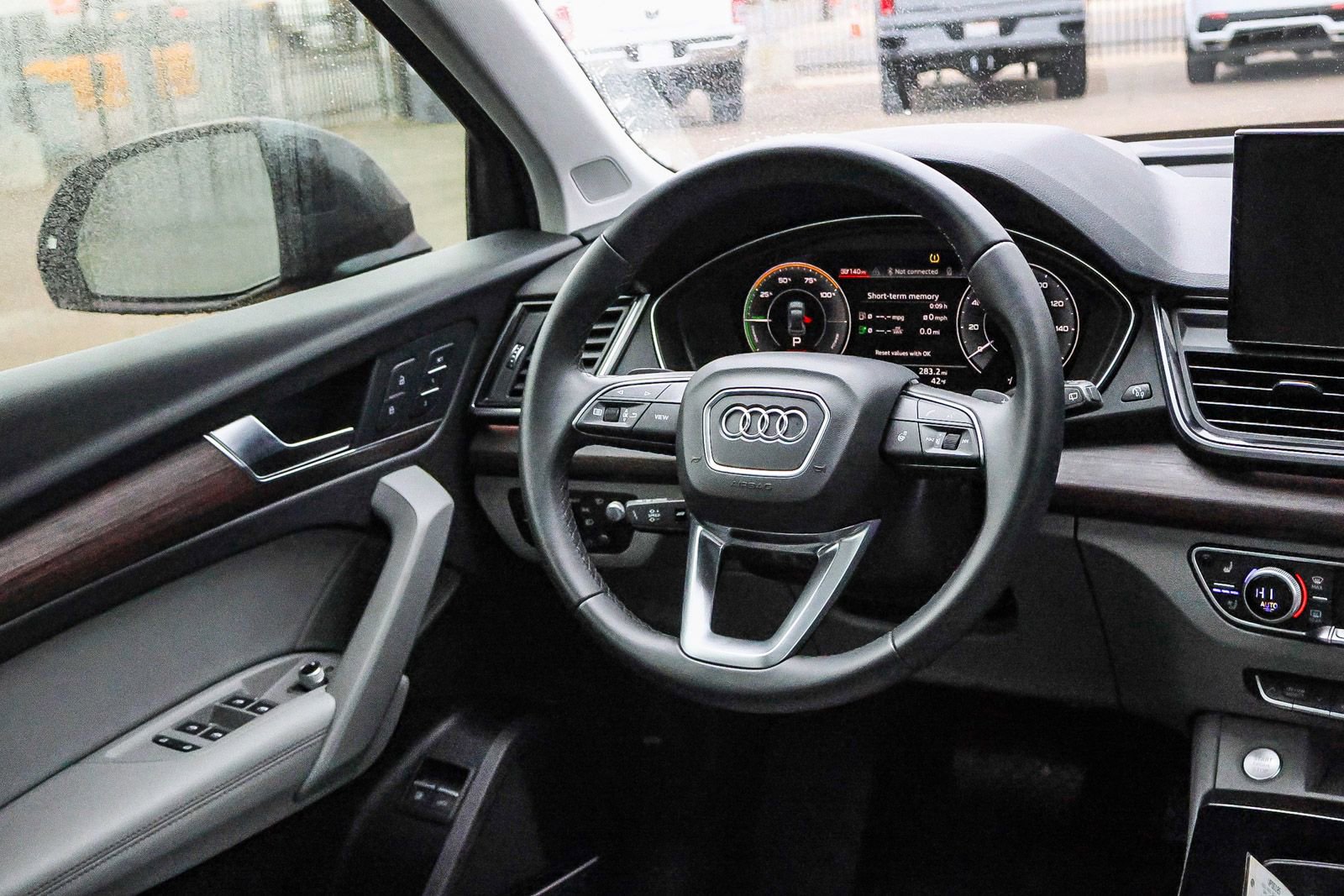 Used 2022 Audi Q5 e Prestige w/ Prestige Package image 26