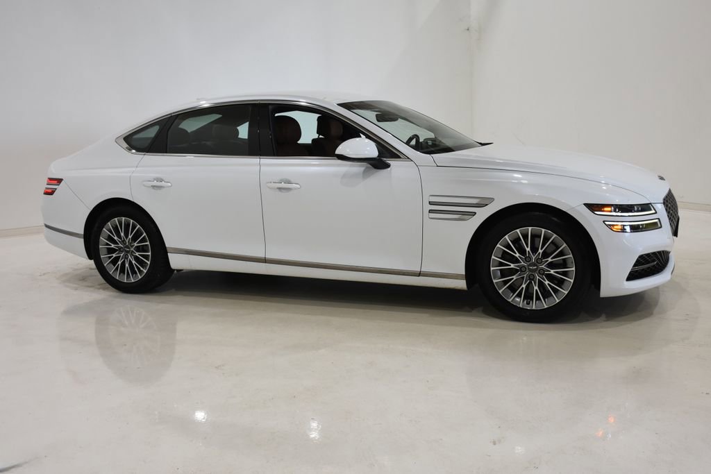 Used 2023 Genesis G80 2.5T image 3