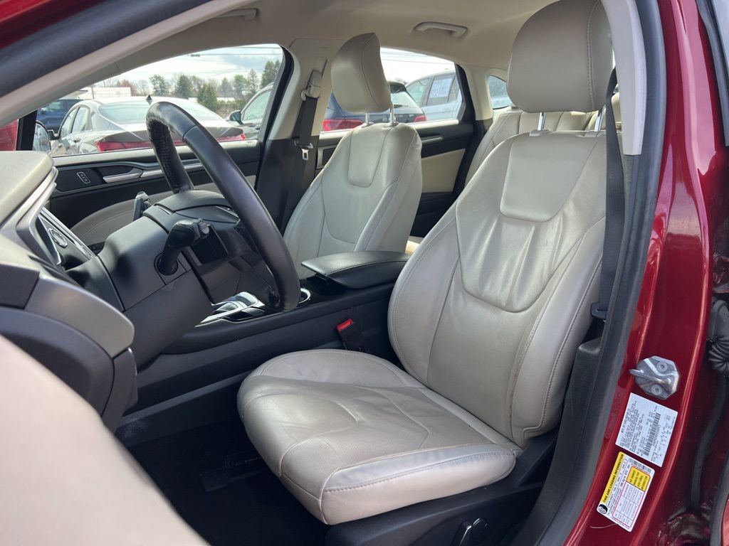 Used 2014 Ford Fusion Titanium AWD/4WD image 17