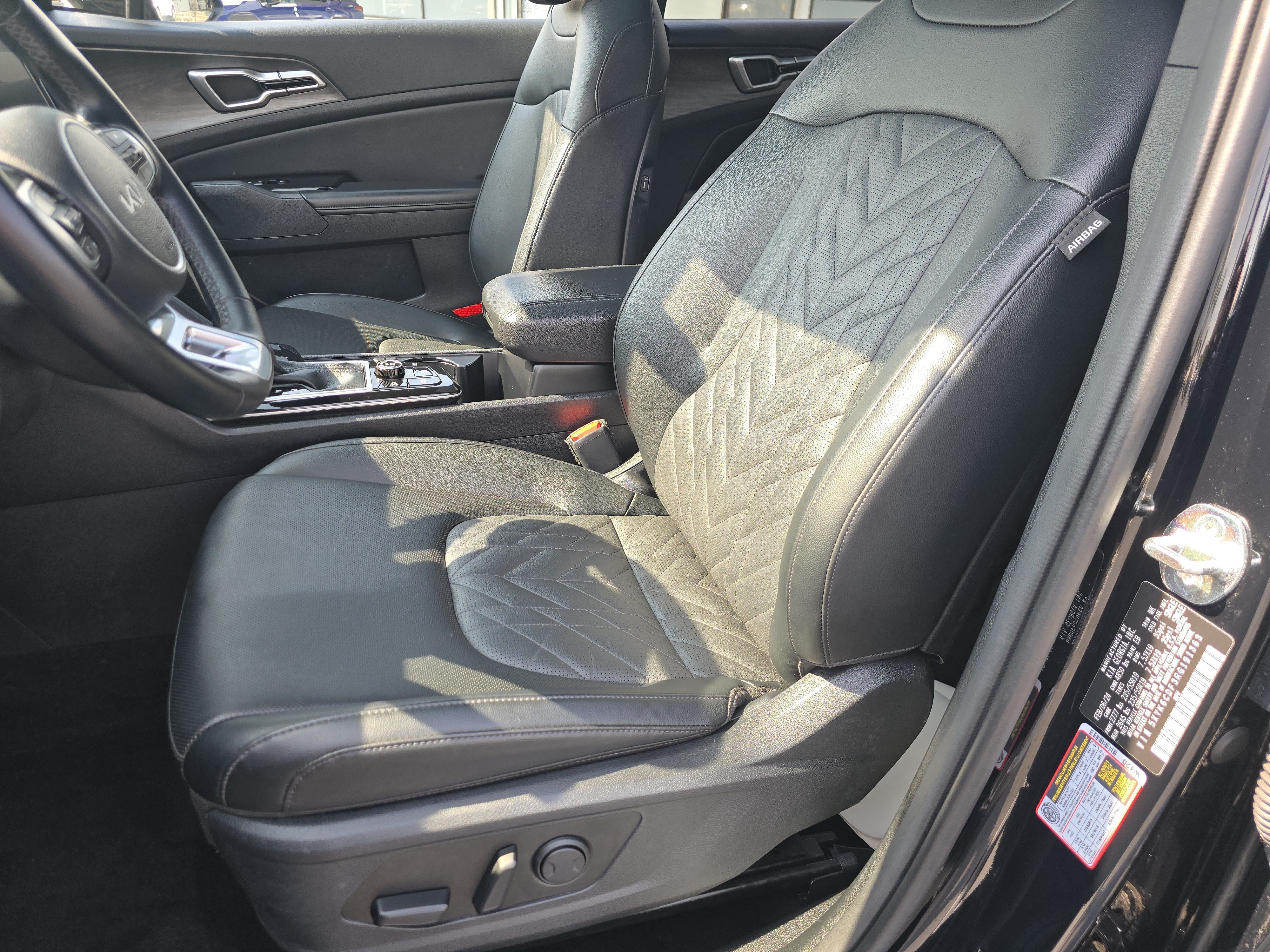 Used 2024 Kia Sportage X-Line w/ X-Line Premium Package AWD/4WD image 22