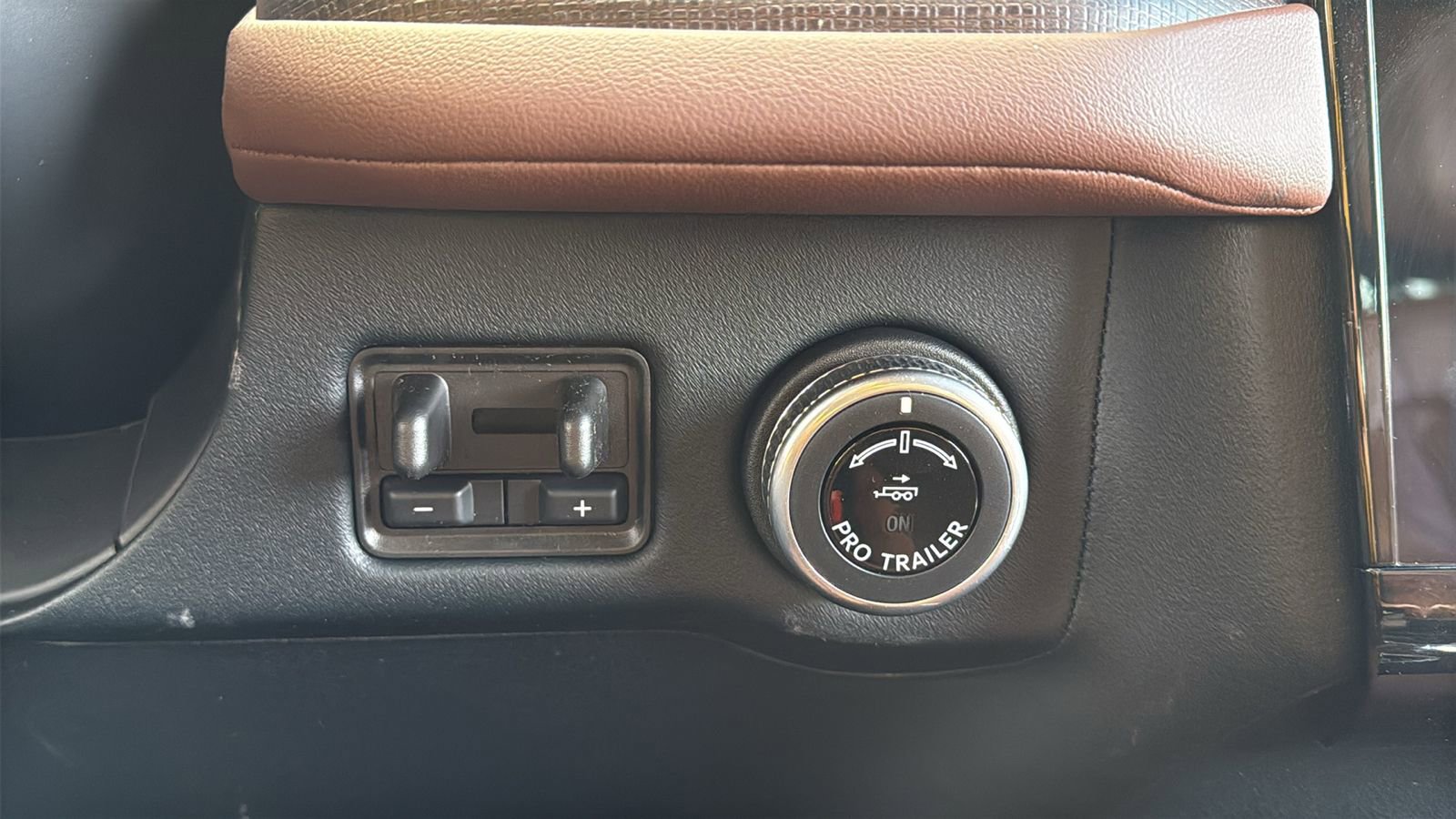 New 2026 Lincoln Navigator Reserve AWD/4WD image 34