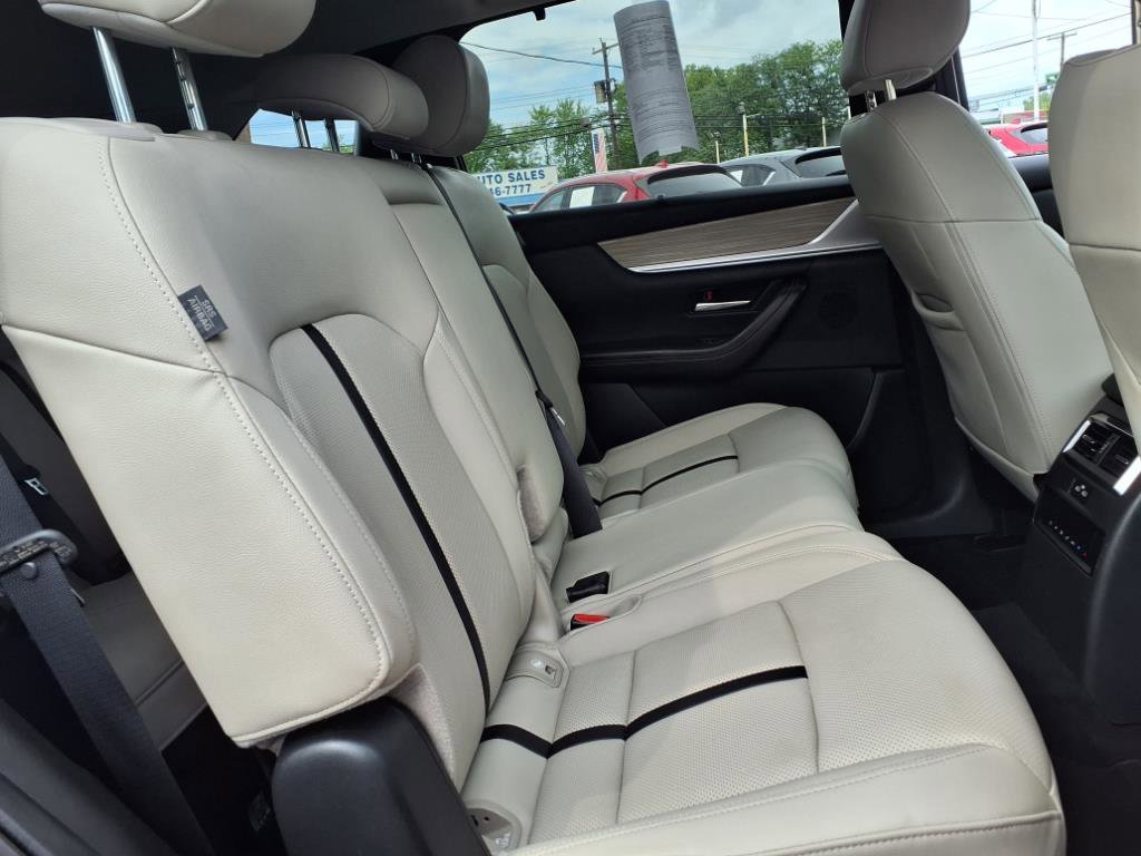 Certified 2024 MAZDA CX-90 Plug-In Hybrid w/ Preferred image 17