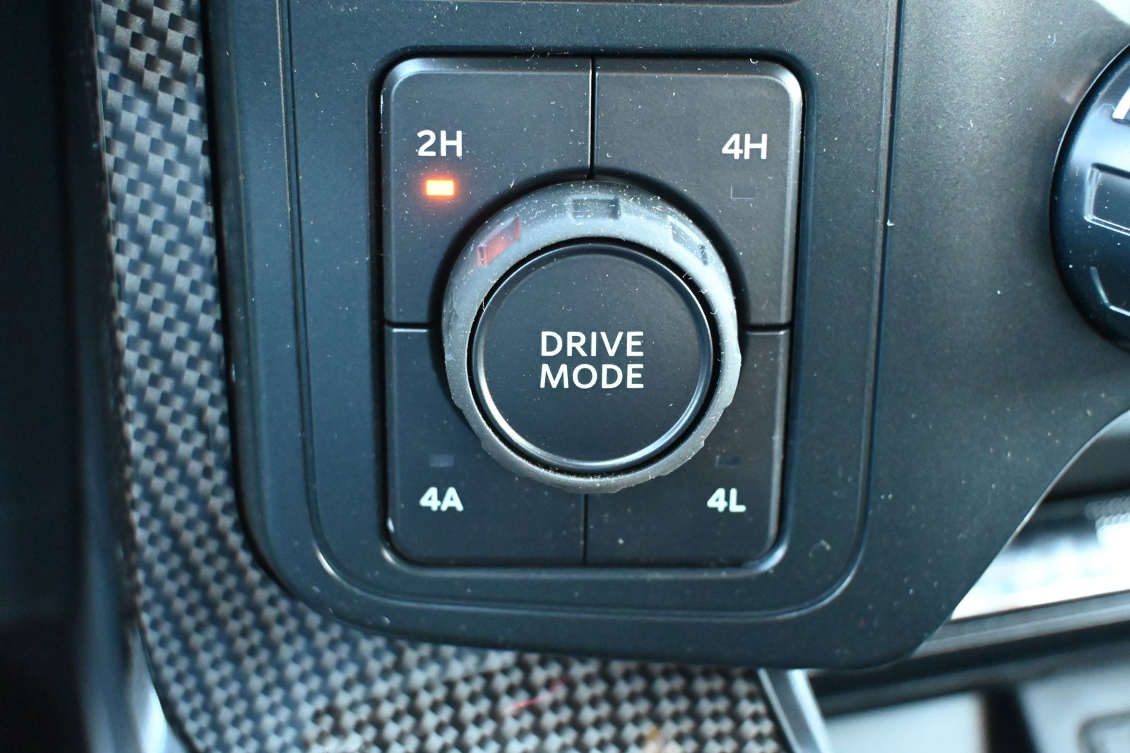 New 2025 Ford F150 Lariat w/ Equipment Group 502A High image 23