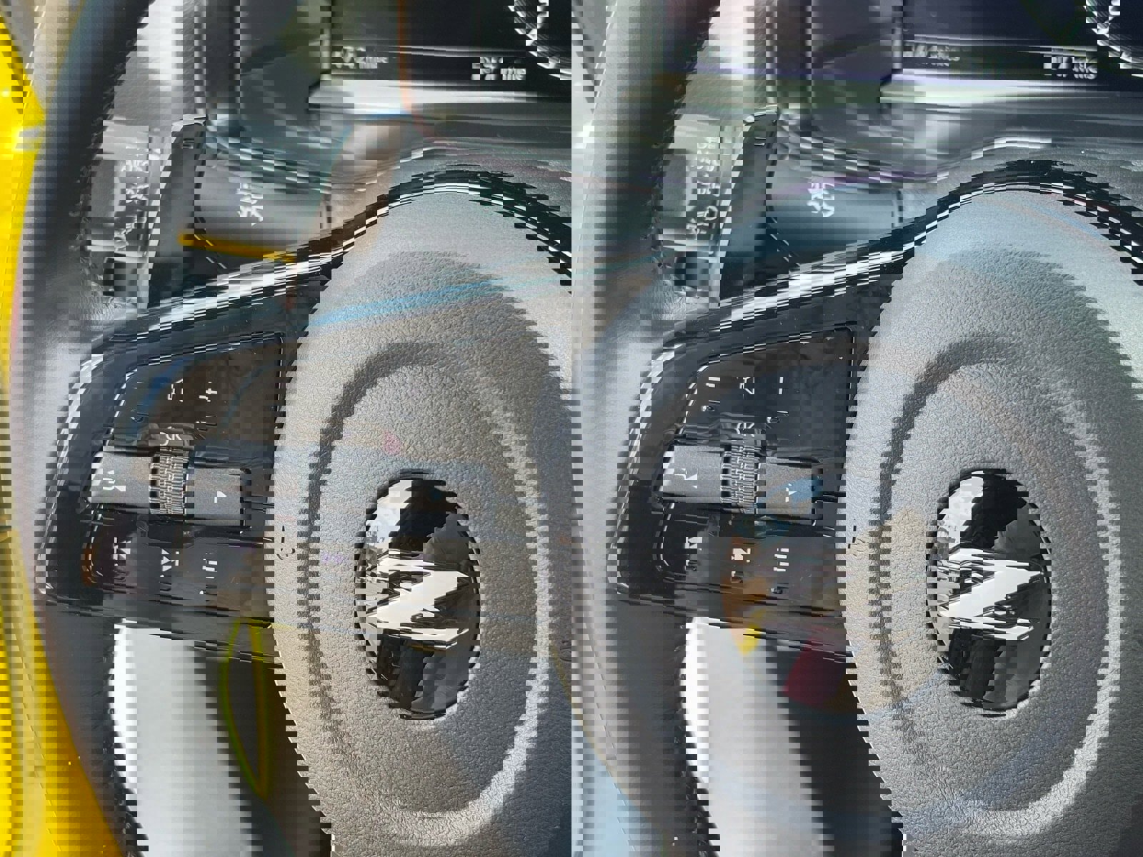 Certified 2024 Nissan Z Performance w/ Floor Mat Package image 18