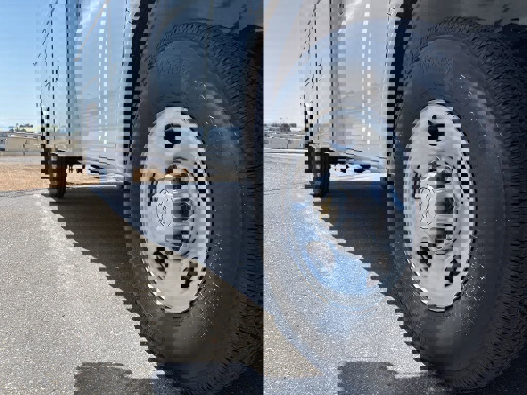 New 2025 Chevrolet Express 3500 w/ Power Convenience Package image 4