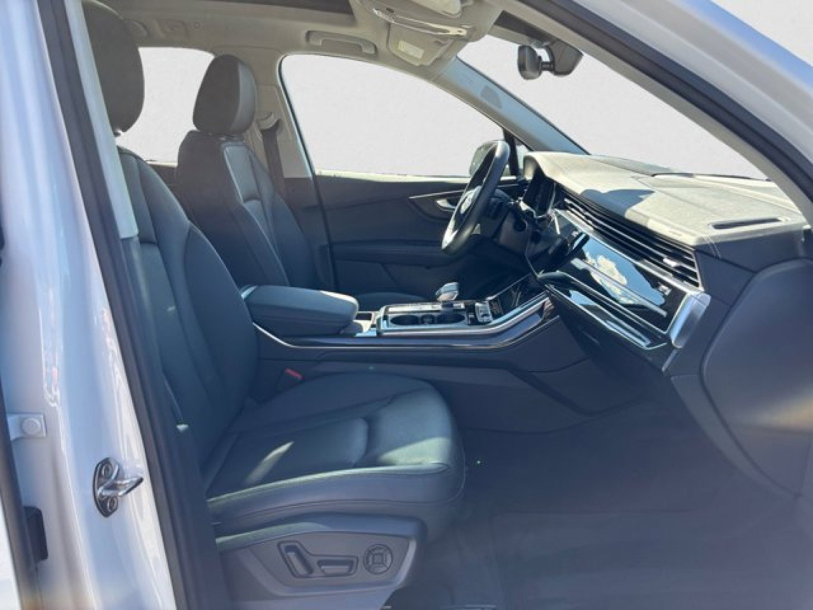 Used 2023 Audi Q7 3.0T Prestige w/ Prestige Package image 21