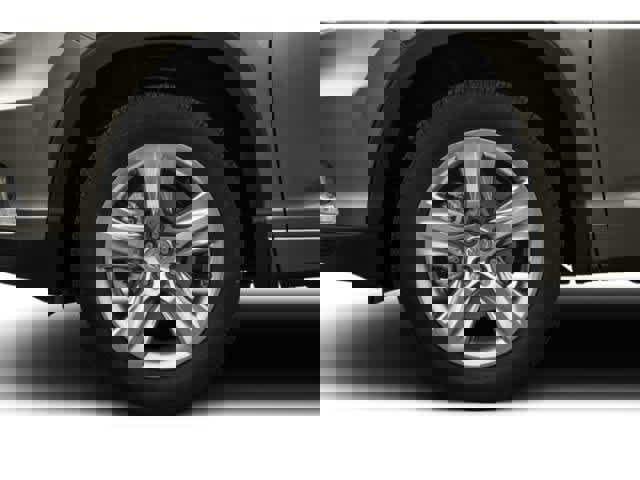 Used 2015 Toyota Highlander XLE image 12