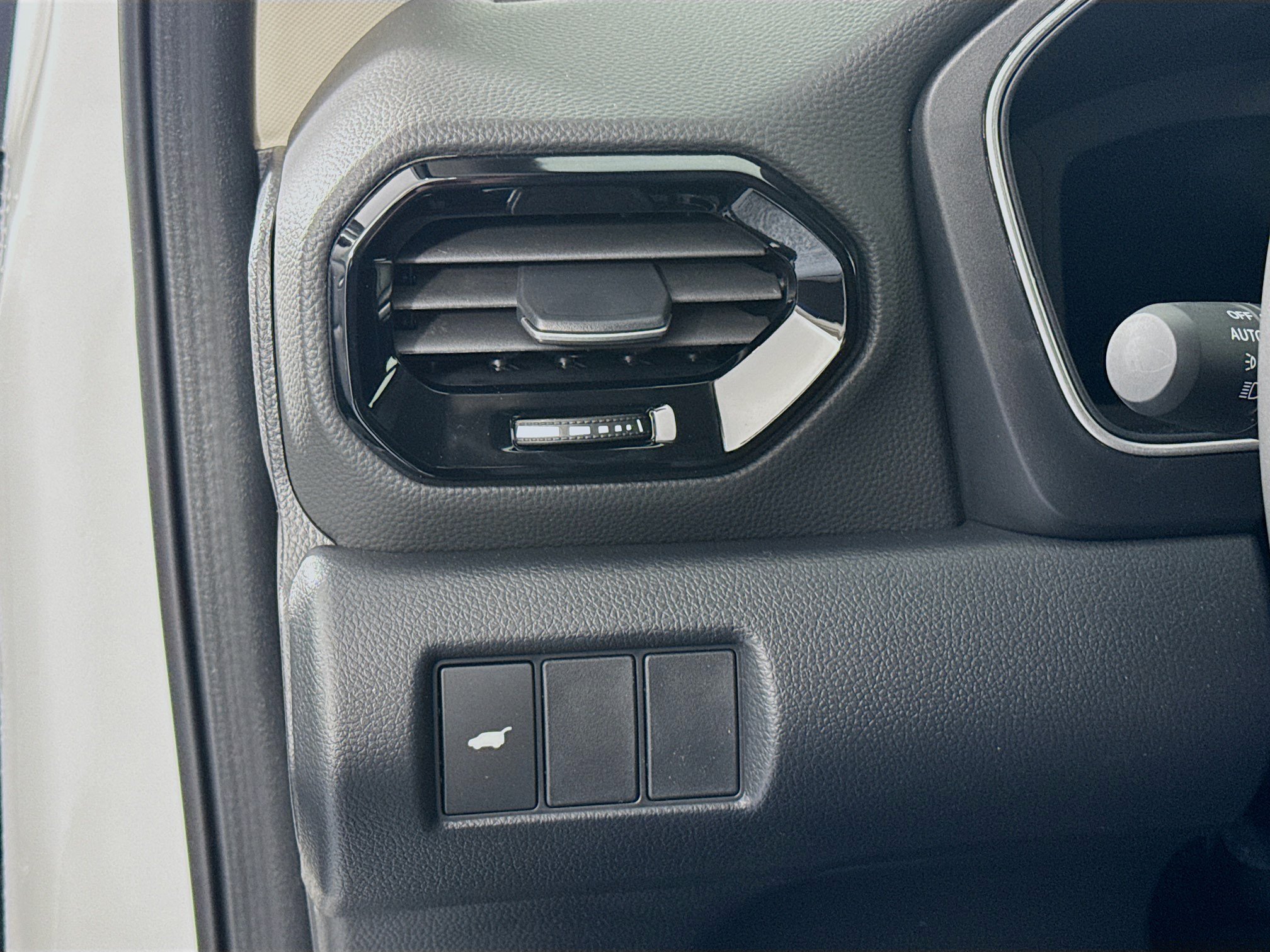 New 2026 Honda Pilot Touring image 10
