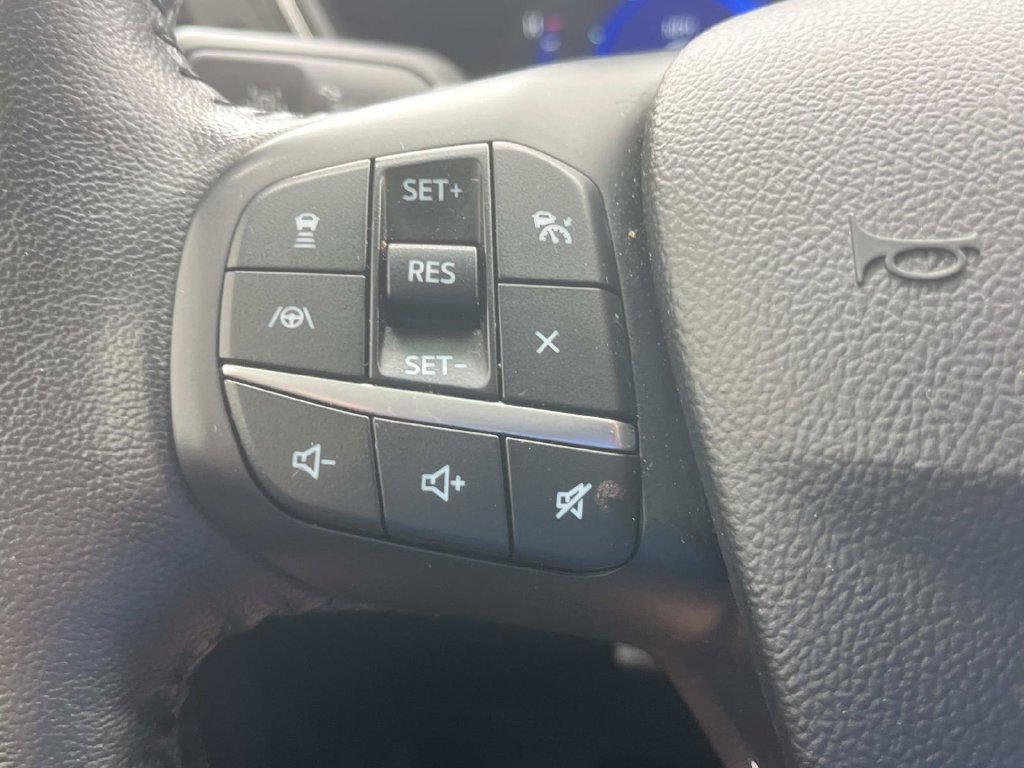 Used 2020 Ford Escape Titanium AWD/4WD image 34