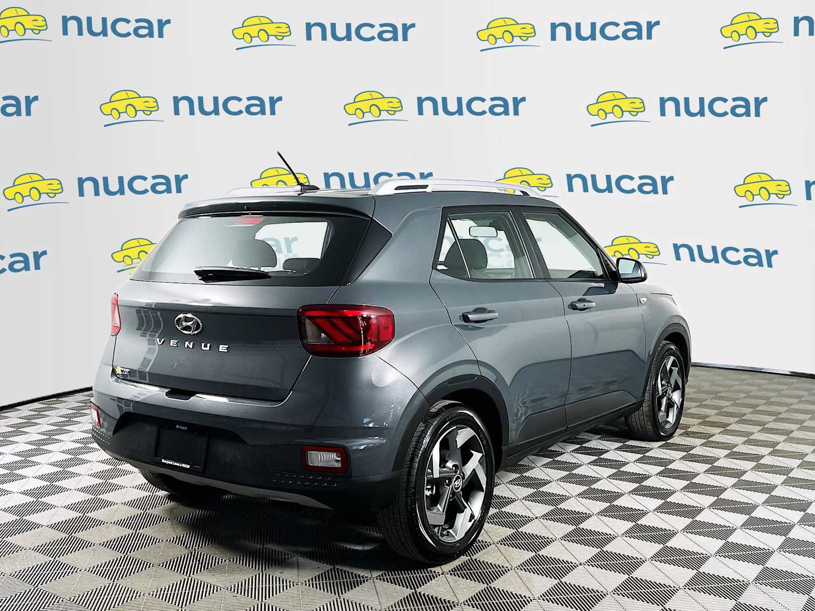 Certified 2025 Hyundai Venue SEL image 7