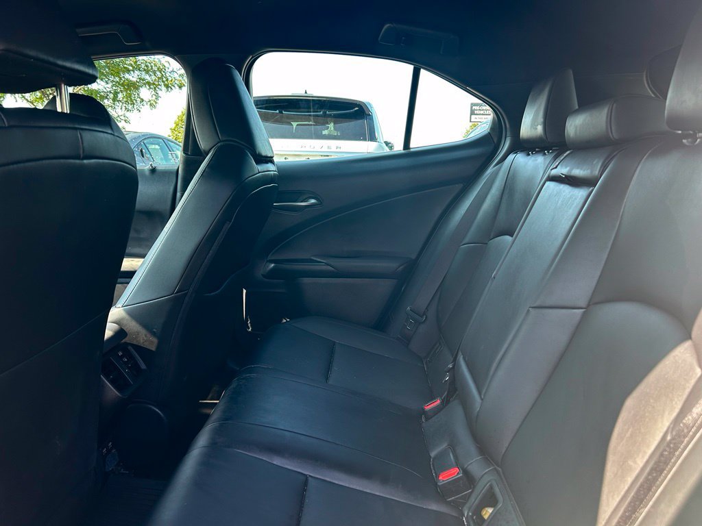 Used 2020 Lexus UX 250h w/ Accessory Package AWD/4WD image 15