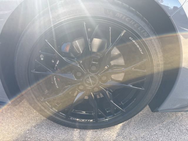 Used 2025 Chevrolet Corvette Stingray Premium Conv w/ Z51 Performance Package image 34