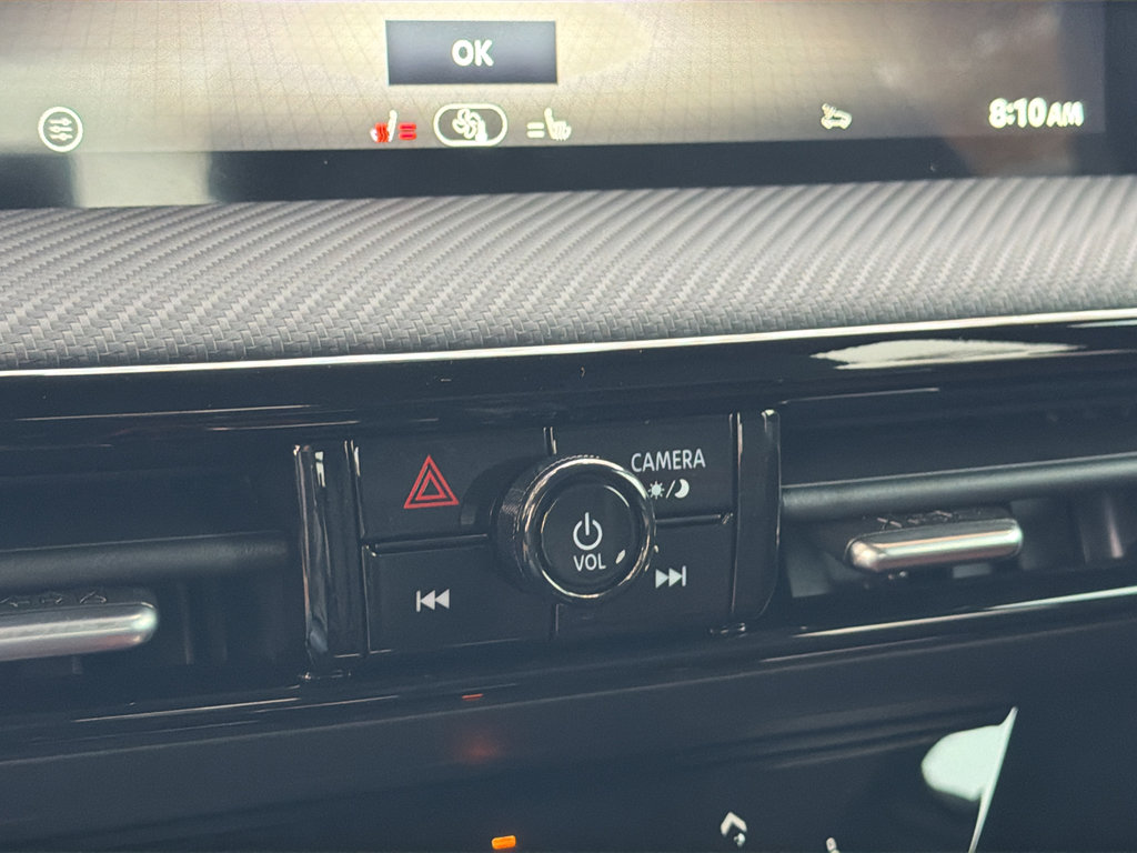 New 2026 Nissan Kicks SR w/ Cold Weather Package image 25