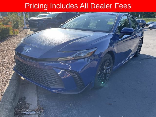 Used 2025 Toyota Camry SE FWD video 1