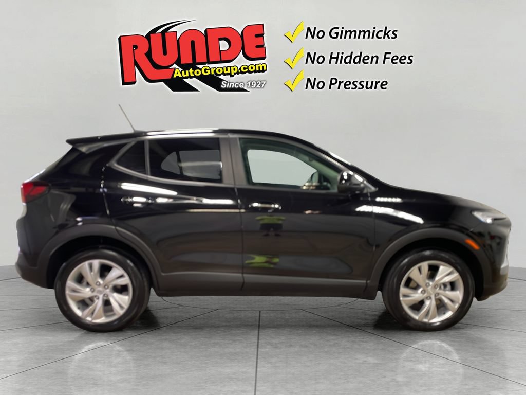 Used 2024 Buick Encore GX Preferred AWD/4WD image 7
