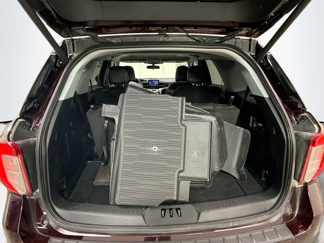Used 2023 Ford Explorer XLT w/ Equipment Group 202A image 25