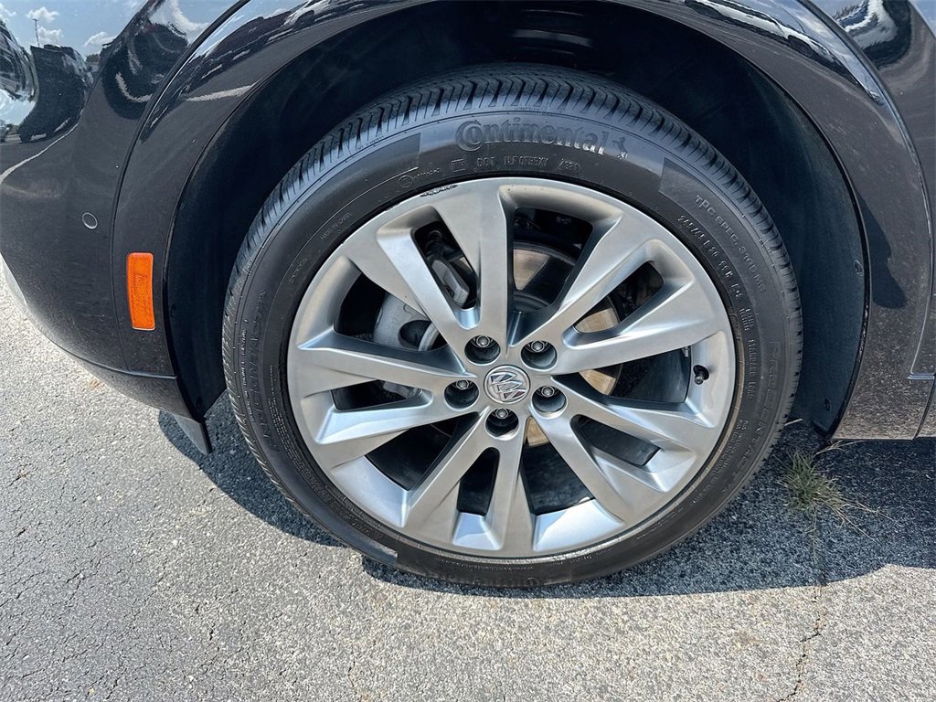 Used 2022 Buick Envision Avenir w/ Technology Package II image 10