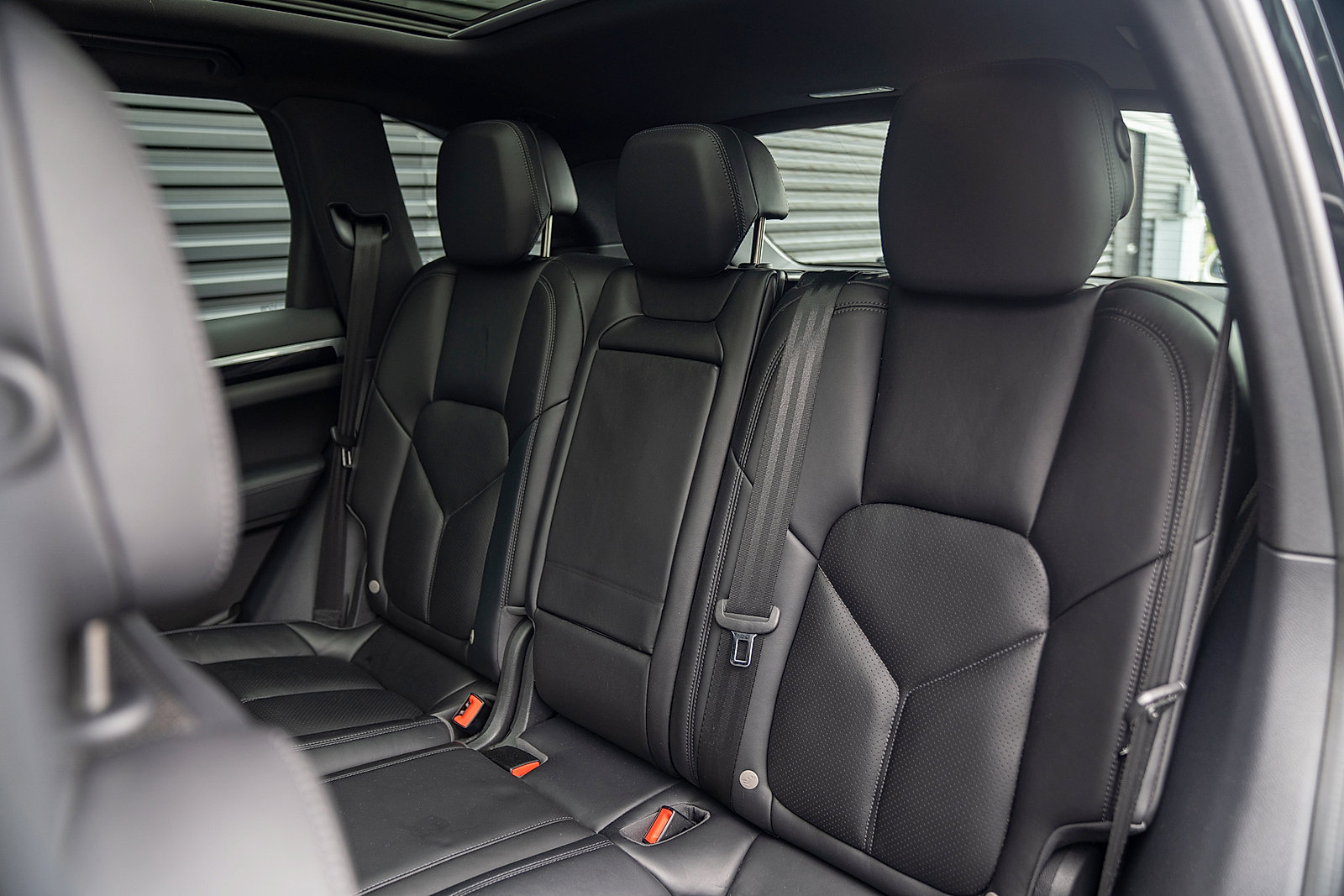 Used 2017 Porsche Cayenne S image 20