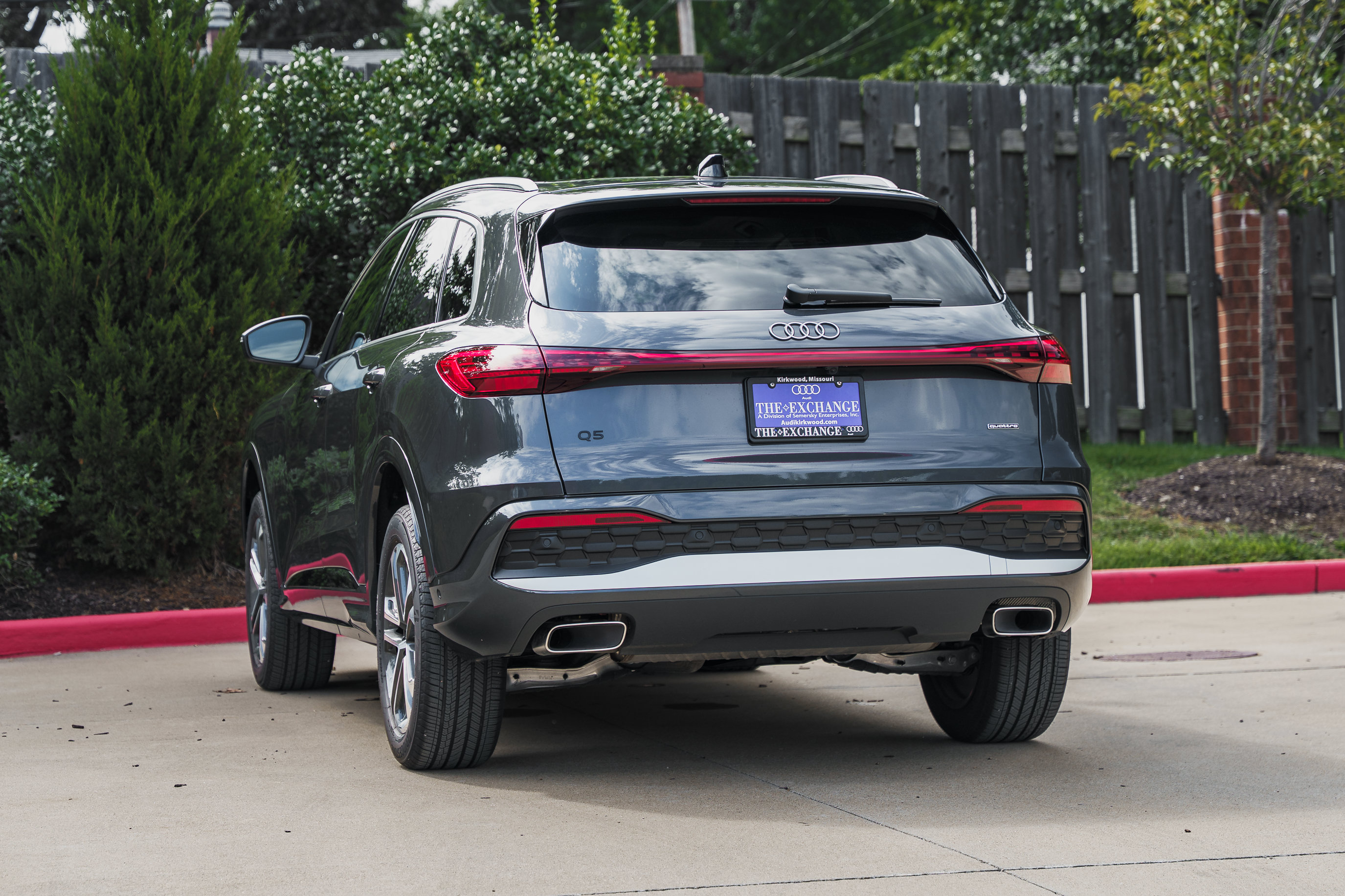Certified 2025 Audi Q5 Premium AWD/4WD image 4