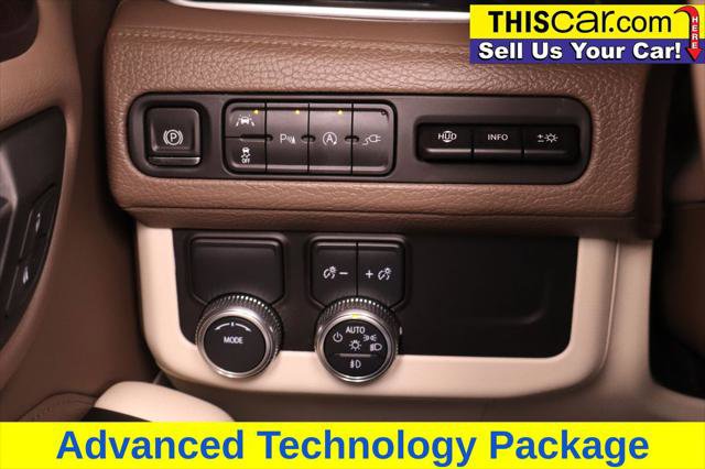 Used 2021 GMC Yukon Denali w/ Denali Premium Package image 13
