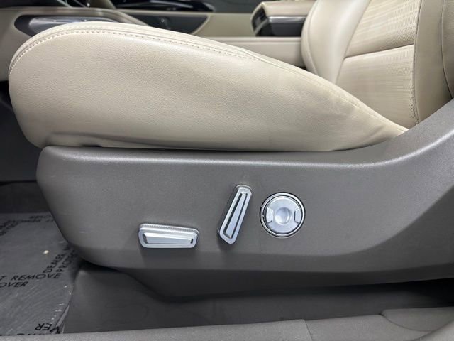 Used 2024 Lincoln Nautilus Reserve AWD/4WD image 7