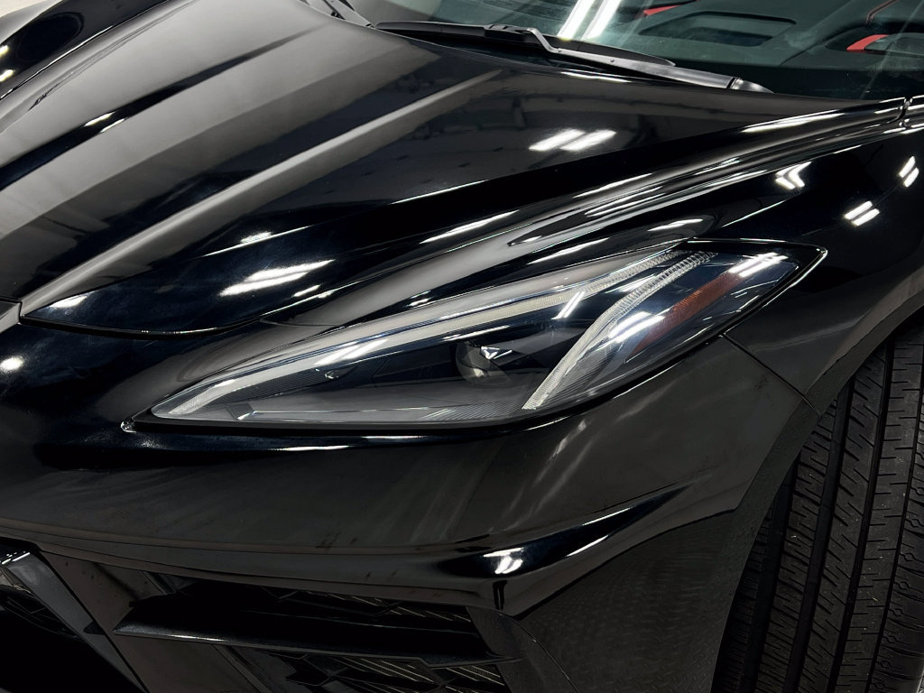Used 2021 Chevrolet Corvette Stingray Premium Conv w/ Z51 Performance Package RWD image 33