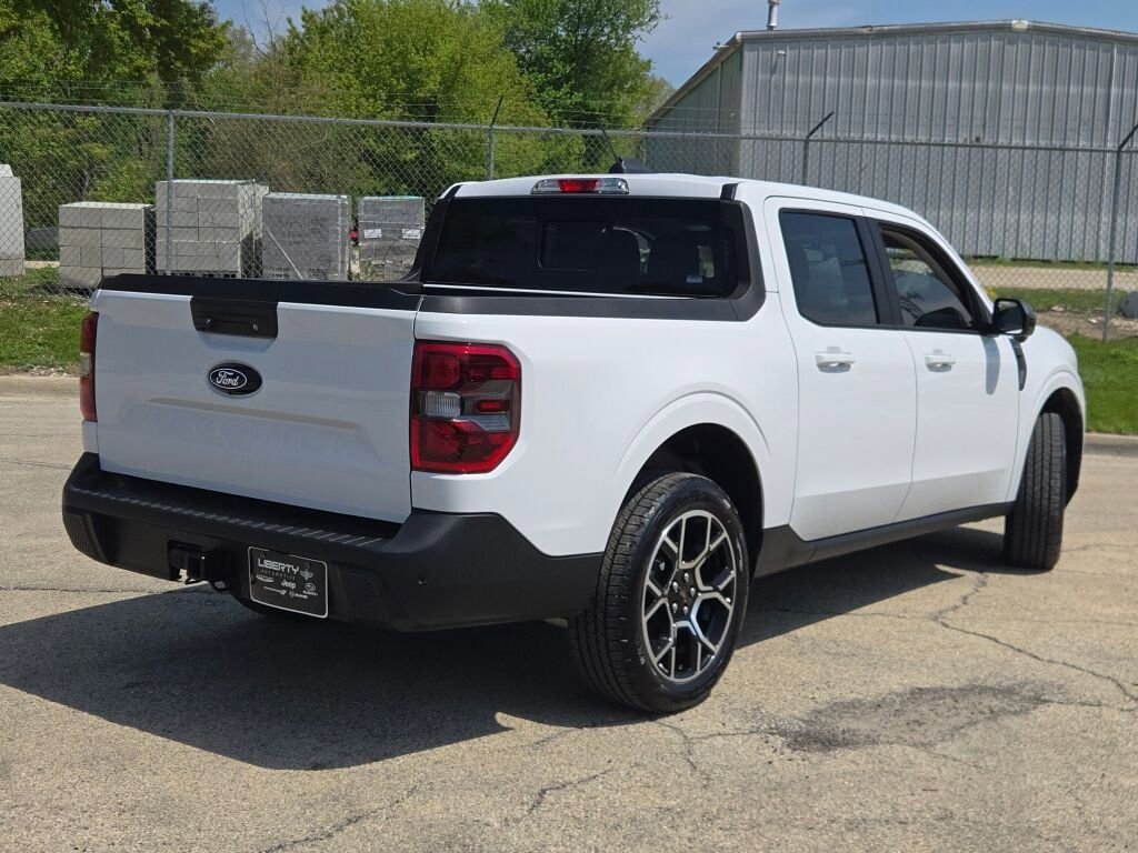 Used 2026 Ford Maverick Lariat w/ 4K Tow Package AWD/4WD image 11