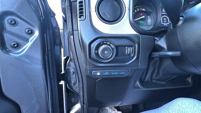 Used 2025 Jeep Wrangler Unlimited Sport S 4xe AWD/4WD image 15