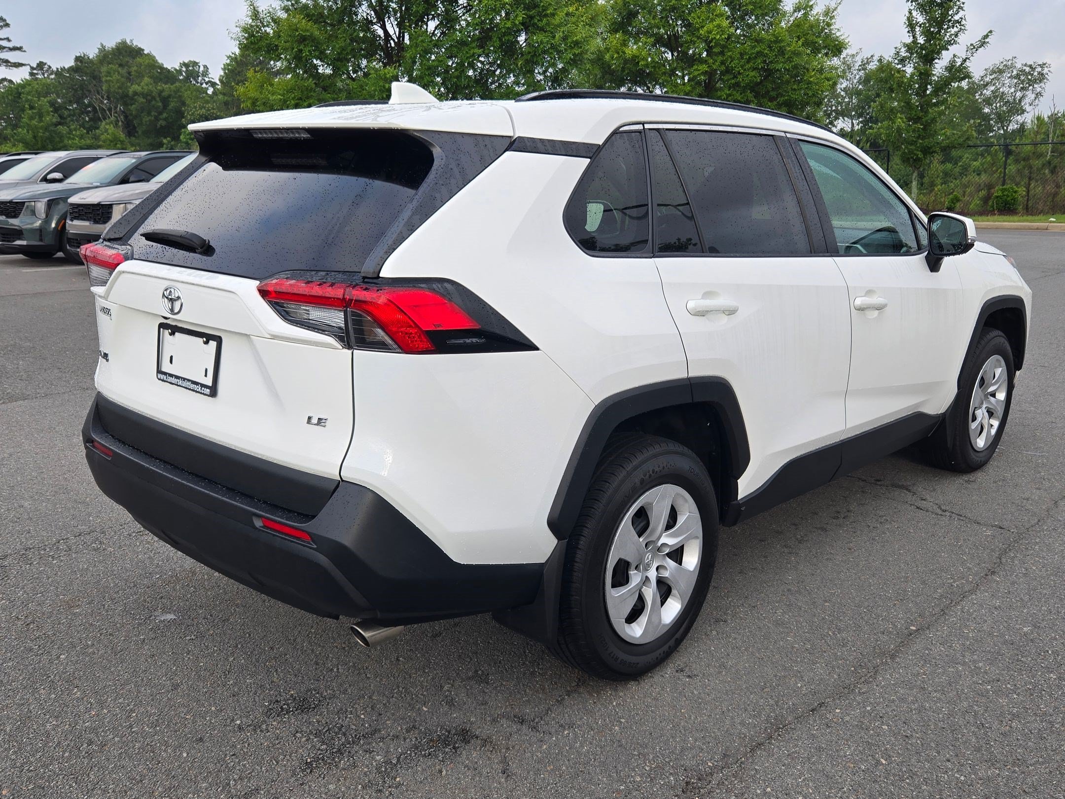 Used 2021 Toyota RAV4 LE FWD image 7