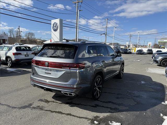 Used 2025 Volkswagen Atlas SEL Premium R-Line AWD/4WD image 6