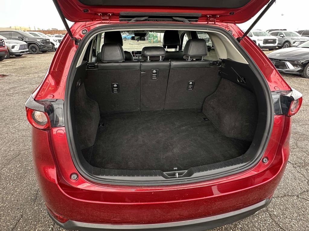 Used 2019 MAZDA CX-5 Touring image 12