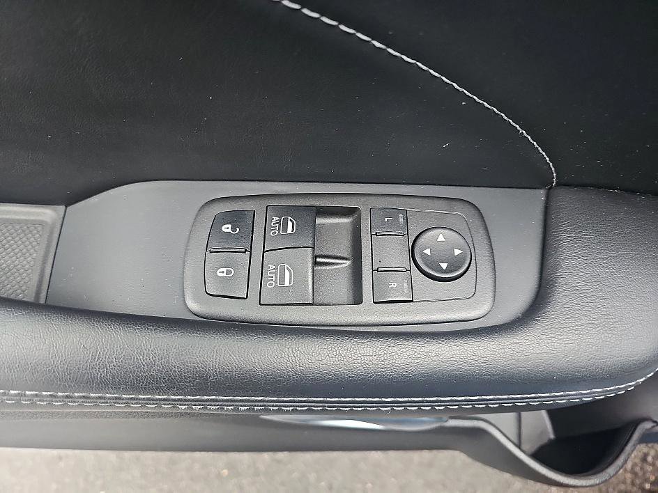 Used 2022 Dodge Challenger R/T Scat Pack w/ Plus Package image 13