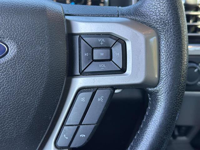 Used 2015 Ford F150 Lariat w/ Equipment Group 502A Luxury AWD/4WD image 40